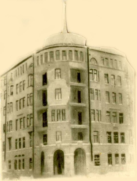 Студенческое общежитие. Карповка 32